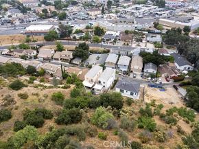 7422 valaho, Tujunga (los Angeles) CA 91042