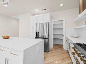 7422 valaho, Tujunga (los Angeles) CA 91042