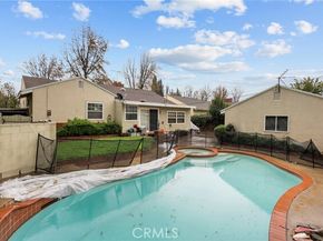 9253 Hayvenhurst Avenue, North Hills (los Angeles) CA 91343