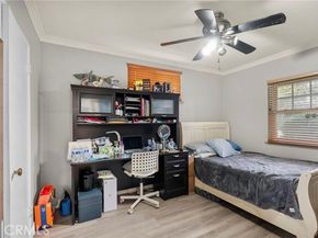 9253 Hayvenhurst Avenue, North Hills (los Angeles) CA 91343
