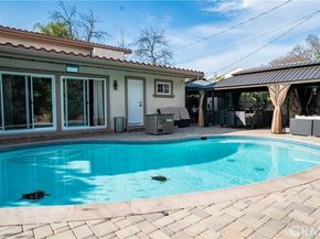 6930 Balcom, Reseda (los Angeles) CA 91335