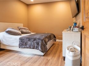 6930 Balcom, Reseda (los Angeles) CA 91335