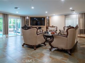 6930 Balcom, Reseda (los Angeles) CA 91335