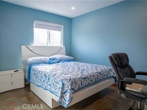 6930 Balcom, Reseda (los Angeles) CA 91335