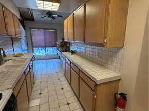 4325 Whitsett, Studio City (los Angeles) CA 91604