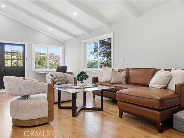 23956 Los Rosas Street, West Hills (los Angeles) CA 91304