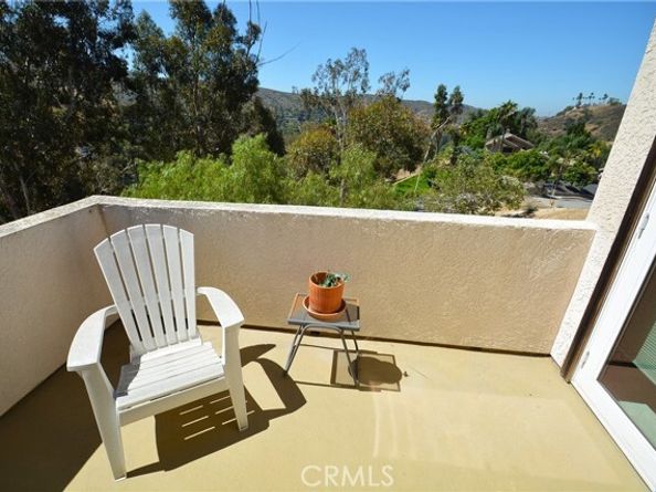 9730 Mustang Way, Burbank CA 91040