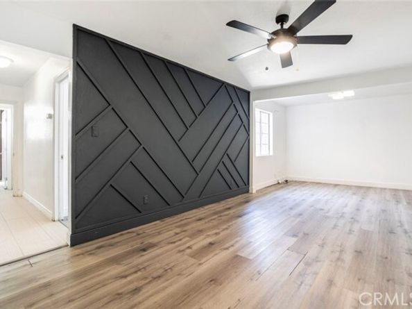 10058 Sunland Boulevard, Burbank CA 91040