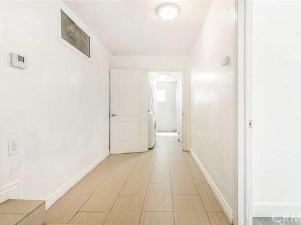 10058 Sunland Boulevard, Burbank CA 91040