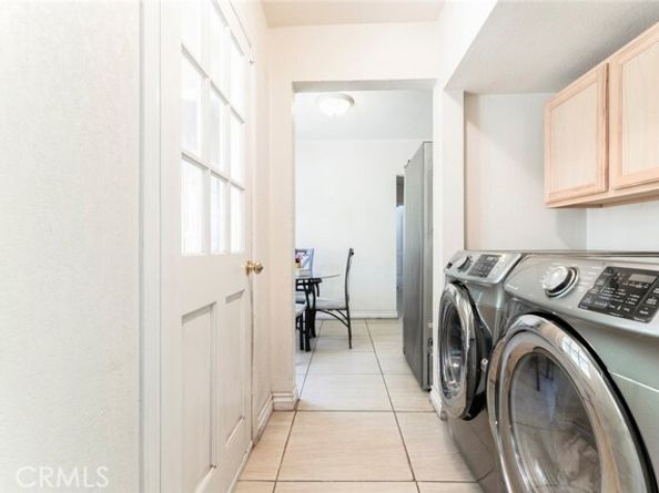 10058 Sunland Boulevard, Burbank CA 91040