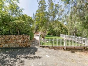 10058 Sunland Boulevard, Burbank CA 91040