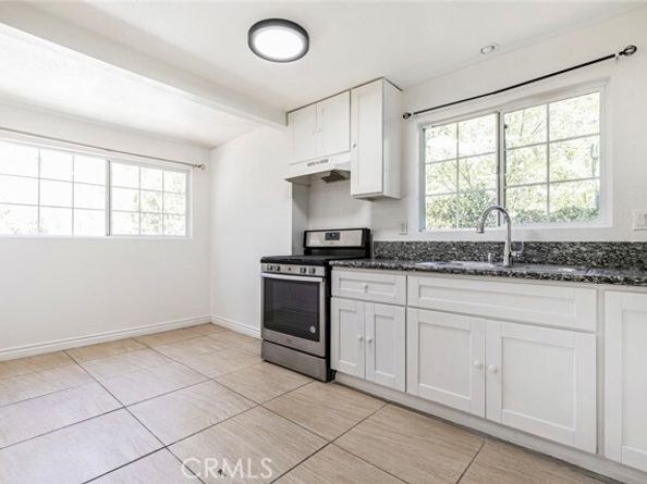 10058 Sunland Boulevard, Burbank CA 91040