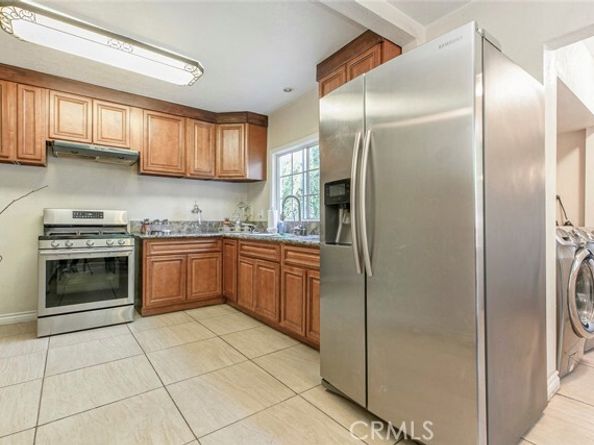 10058 Sunland Boulevard, Burbank CA 91040