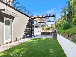 4653 Vanalden Avenue, Tarzana (los Angeles) CA 91356