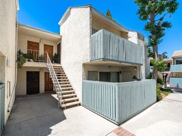 5700 Etiwanda Avenue 102, Tarzana (los Angeles) CA 91356