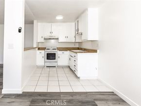 13040 Dronfield Avenue 13, Sylmar (los Angeles) CA 91342