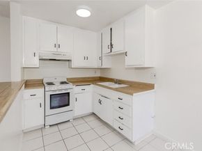 13040 Dronfield Avenue 13, Sylmar (los Angeles) CA 91342