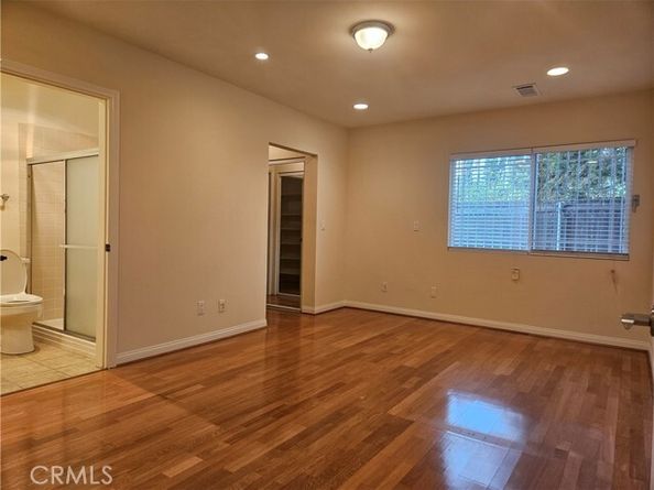 18310 Karen Drive, Tarzana (los Angeles) CA 91356