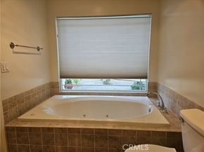 18310 Karen Drive, Tarzana (los Angeles) CA 91356