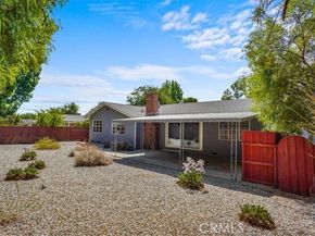 8444 Remmet Avenue, Canoga Park (los Angeles) CA 91304