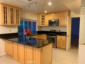24000 Lance Place, West Hills (los Angeles) CA 91307