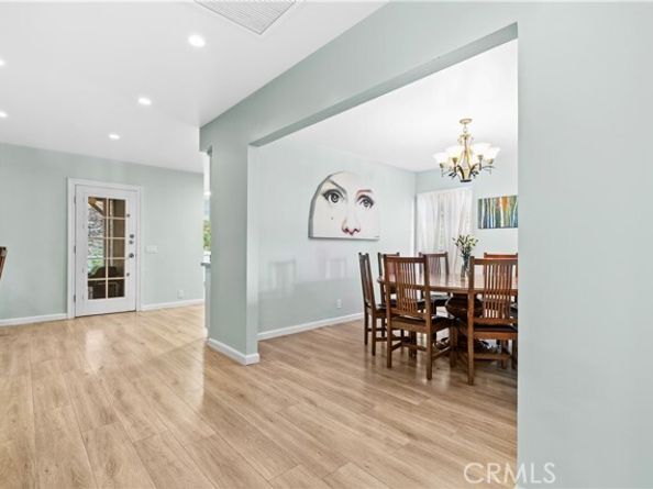 8788 Moorcroft Avenue, West Hills (los Angeles) CA 91304