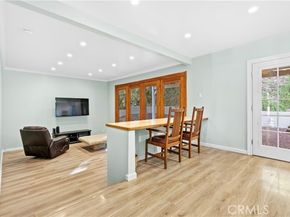 8788 Moorcroft Avenue, West Hills (los Angeles) CA 91304