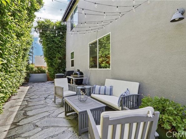 8328 N Cooper Place, Winnetka (los Angeles) CA 91306