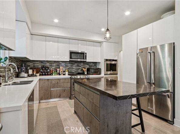8328 N Cooper Place, Winnetka (los Angeles) CA 91306