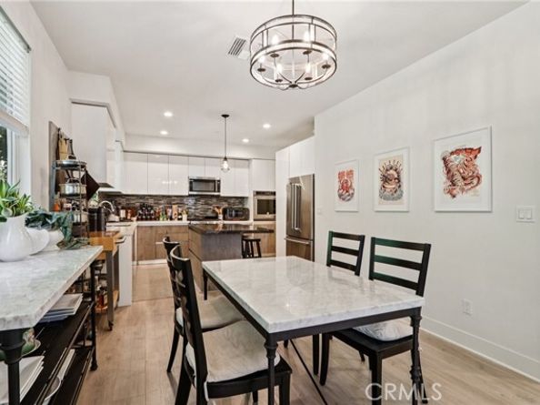 8328 N Cooper Place, Winnetka (los Angeles) CA 91306