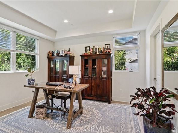 8328 N Cooper Place, Winnetka (los Angeles) CA 91306