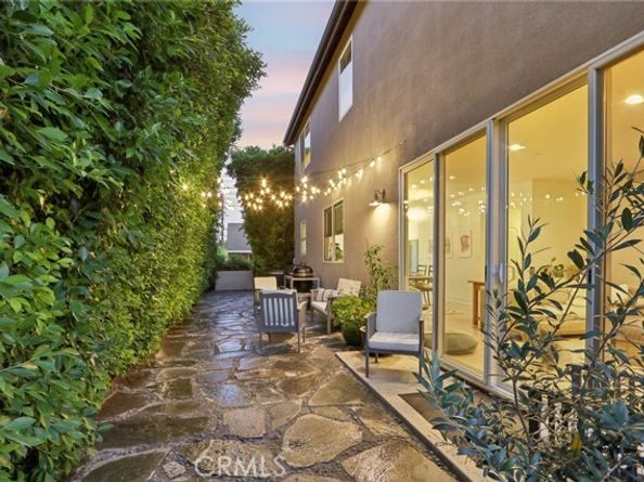 8328 N Cooper Place, Winnetka (los Angeles) CA 91306