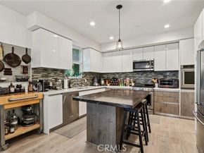 8328 N Cooper Place, Winnetka (los Angeles) CA 91306