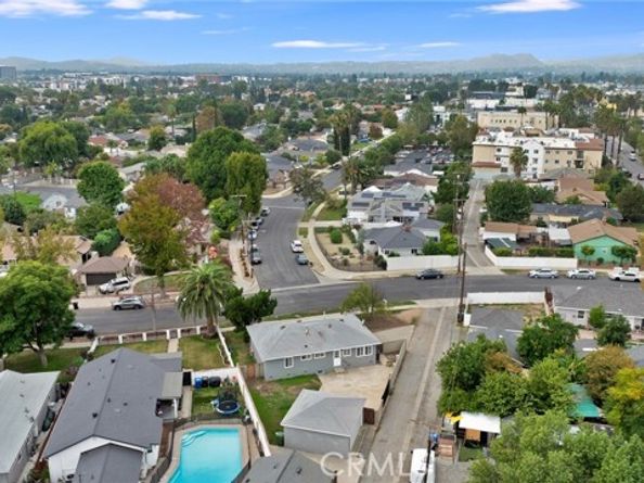 7138 Lurline, Winnetka (los Angeles) CA 91306