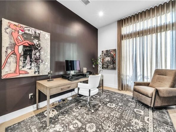 20431 W Windsor Lane, Porter Ranch (los Angeles) CA 91326