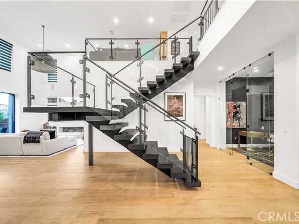 20431 W Windsor Lane, Porter Ranch (los Angeles) CA 91326