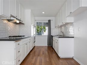 19233 Napa, Northridge (los Angeles) CA 91324