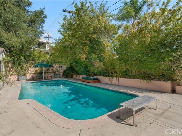 2240 N New Hampshire Avenue, Los Angeles CA 90027