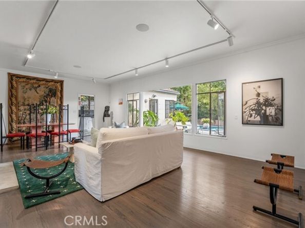2240 N New Hampshire Avenue, Los Angeles CA 90027