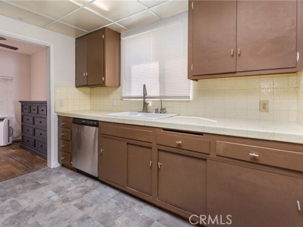 6025 Willowcrest Avenue, North Hollywood (los Angeles) CA 91606