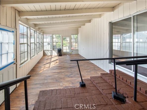 6025 Willowcrest Avenue, North Hollywood (los Angeles) CA 91606