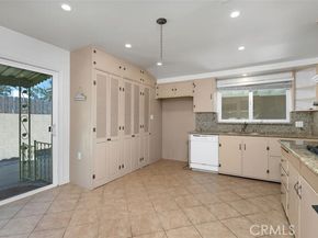 20216 Haynes Street, Winnetka (los Angeles) CA 91306