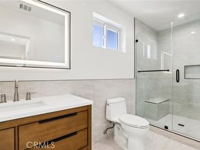 14931 Vose Street, Van Nuys (los Angeles) CA 91405