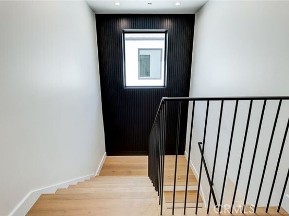 14931 Vose Street, Van Nuys (los Angeles) CA 91405