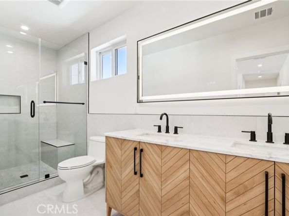 14931 Vose Street, Van Nuys (los Angeles) CA 91405