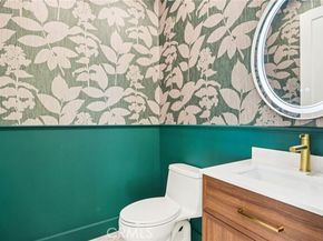 14931 Vose Street, Van Nuys (los Angeles) CA 91405