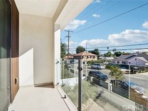 14931 Vose Street, Van Nuys (los Angeles) CA 91405