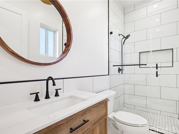 14931 Vose Street, Van Nuys (los Angeles) CA 91405