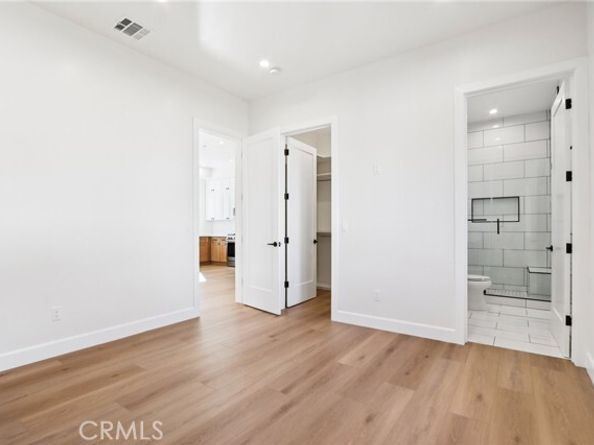 14931 Vose Street, Van Nuys (los Angeles) CA 91405