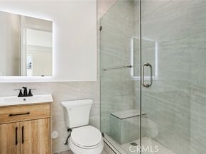 14931 Vose Street, Van Nuys (los Angeles) CA 91405